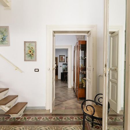 Appartamento Vintage Con Balcone By Wonderful Italy Ostuni Kültér fotó