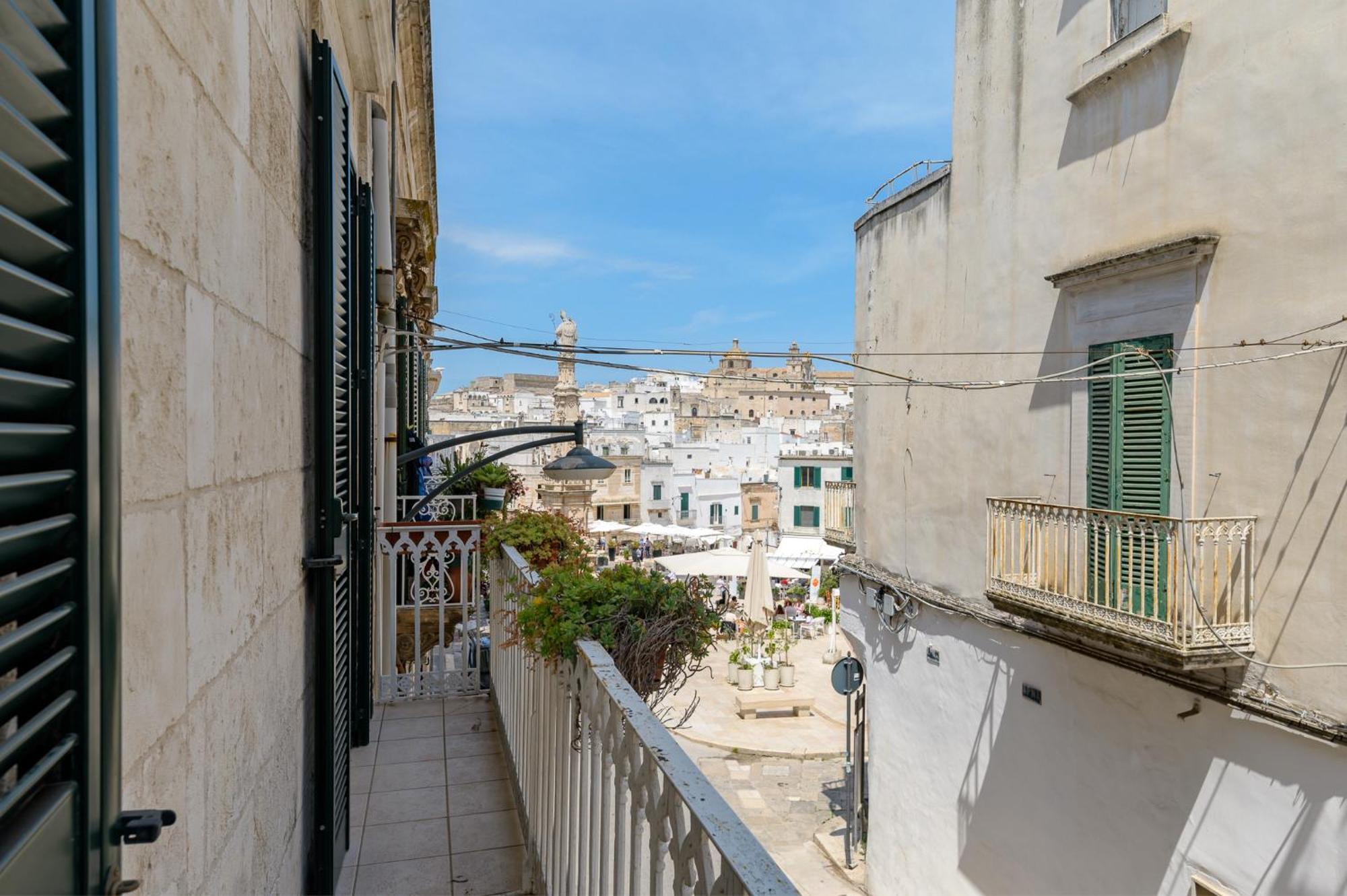 Appartamento Vintage Con Balcone By Wonderful Italy Ostuni Kültér fotó